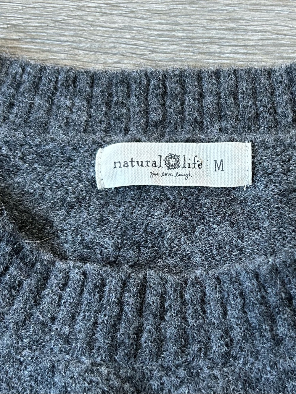 Natural Life Cropped Boxy Floral Pullover Sweater Vest Gray Pink Blue Boho Sz M - Picture 8 of 9